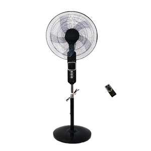 Fan más fuerte del soporte del viento de las cuchillas del nuevo diseño 18 de la pulgada con el ventilador de enfriamiento teledirigido